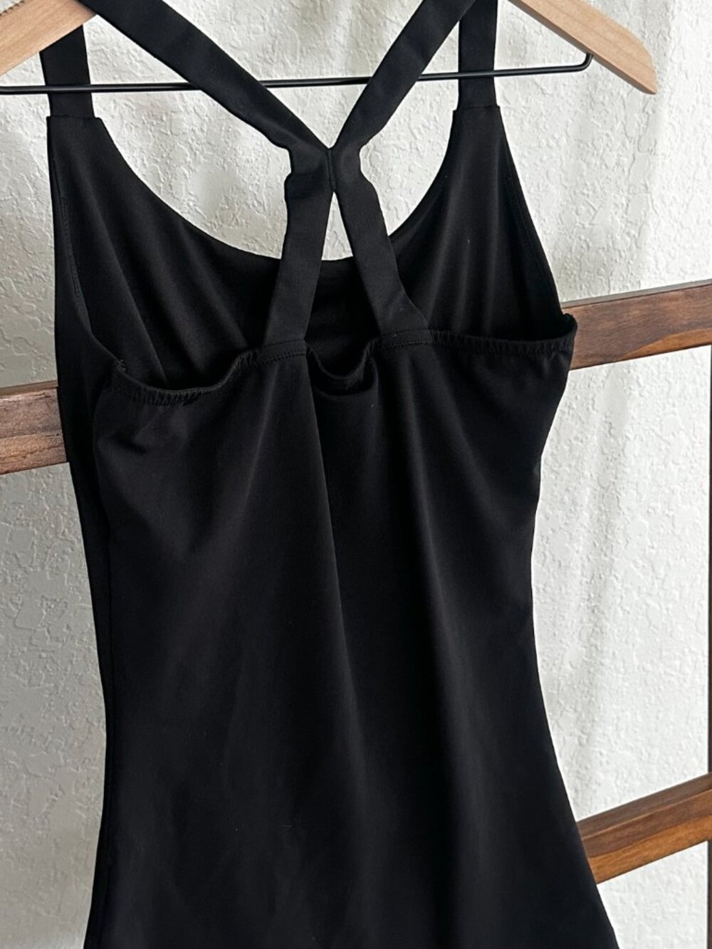Spanx Black Cross Back Tank Soft Compression Size M - Picture 5 of 10